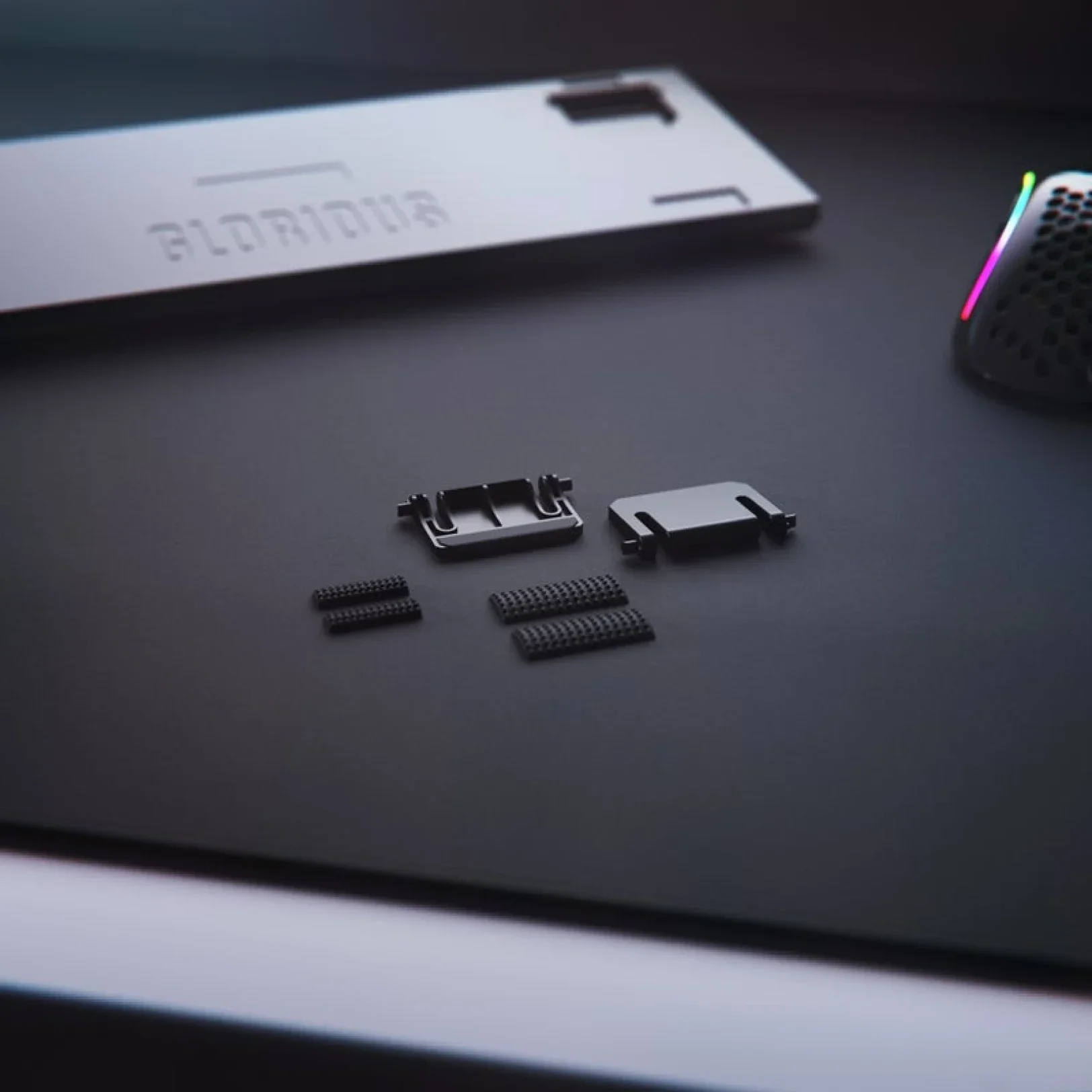 GMMK Replacement Kit Cable and Feet - Image 3